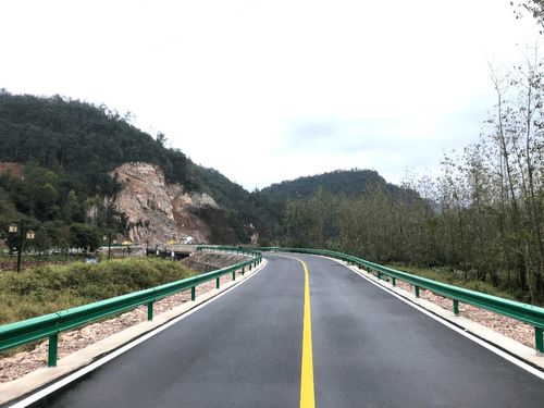 連通路網,緩解擁堵 天臺這條新路你走過嗎