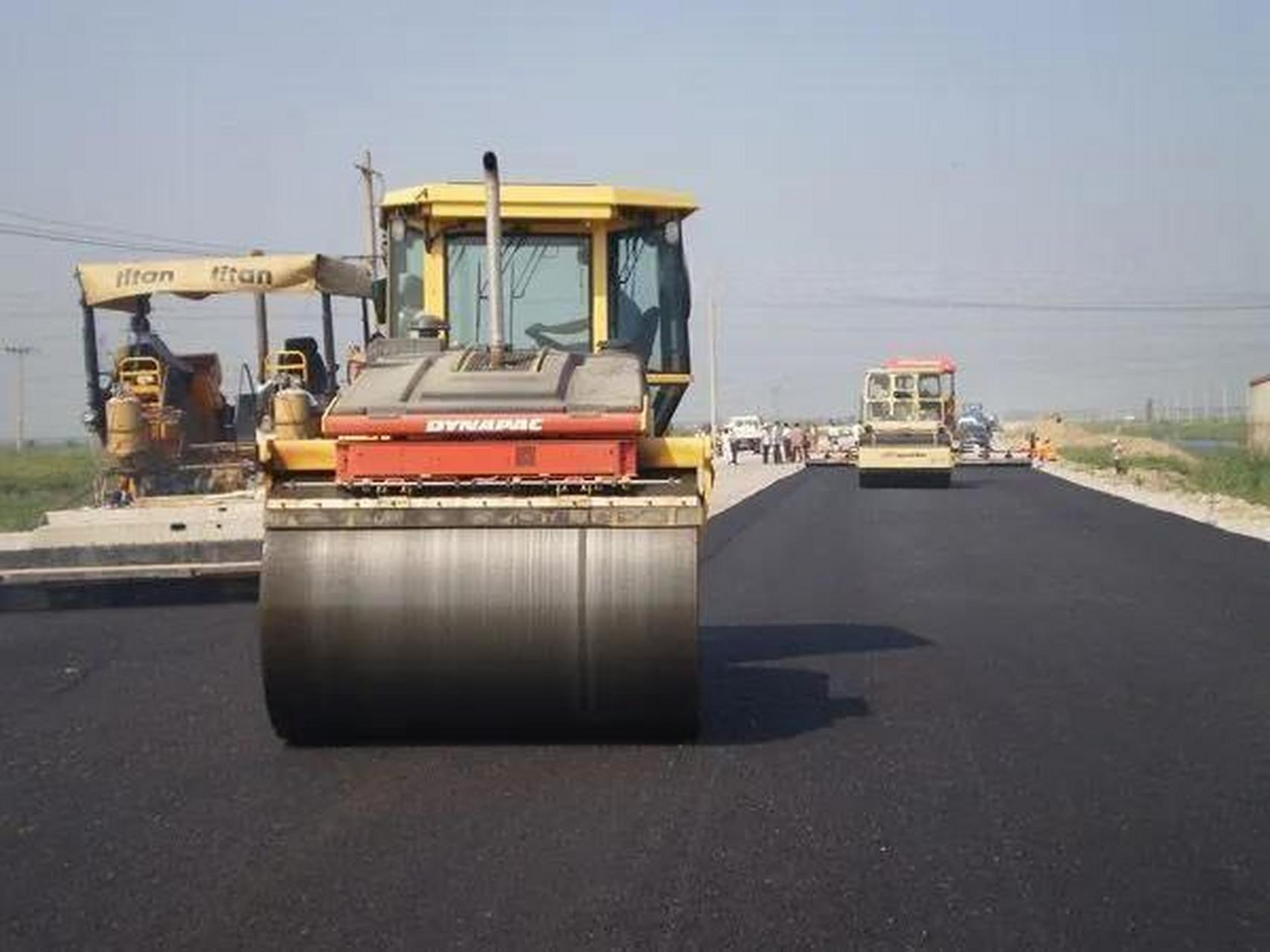 水泥路壽命更長(zhǎng)，為何高速公路偏好瀝青路面？